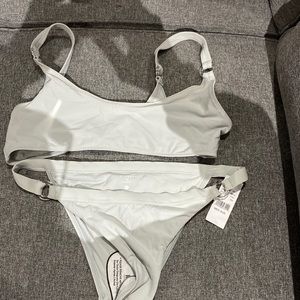 New with tag. Pacsun women’s size M color grey suit